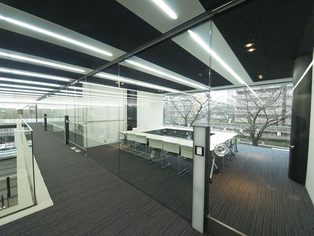 「前川製作所本社ビル(東京都江東区牡丹3-14-15)」の画像検索結果